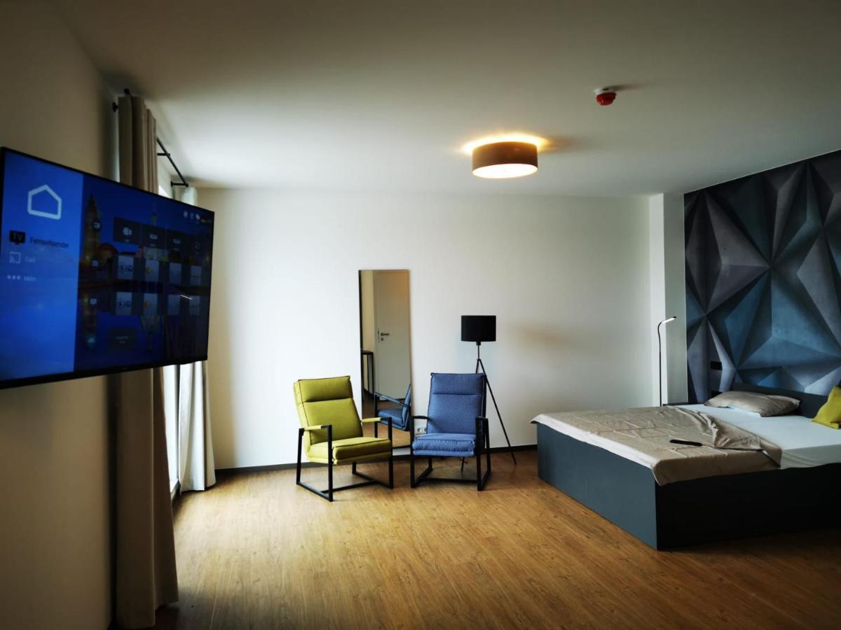 Fair N Square Hotel 24 Stunden Self-Check In Darmstadt Bagian luar foto