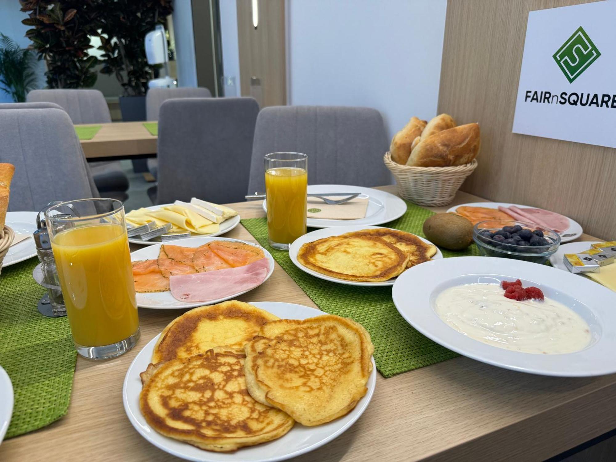 Fair N Square Hotel 24 Stunden Self-Check In Darmstadt Bagian luar foto