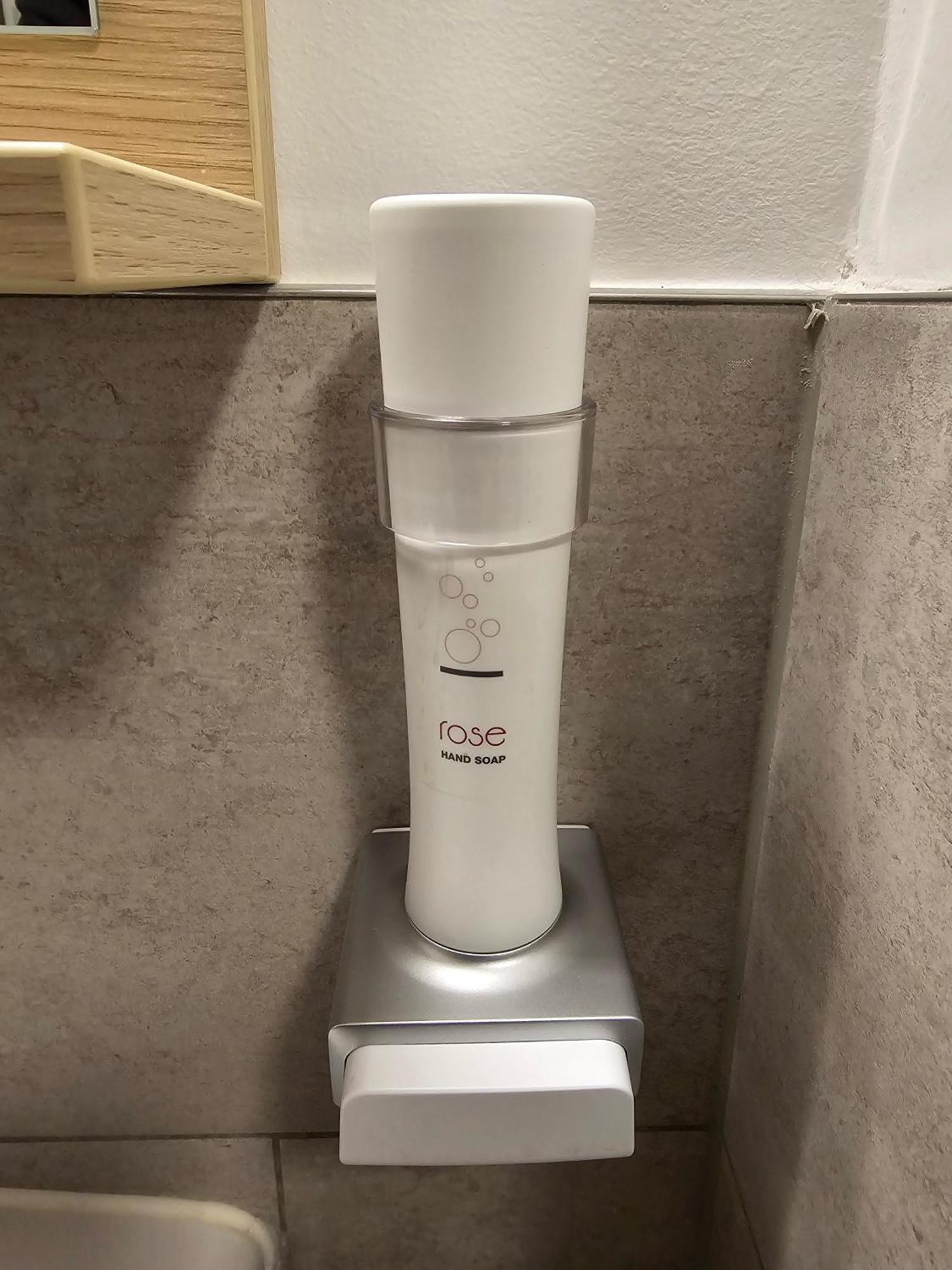 Fair N Square Hotel 24 Stunden Self-Check In Darmstadt Bagian luar foto