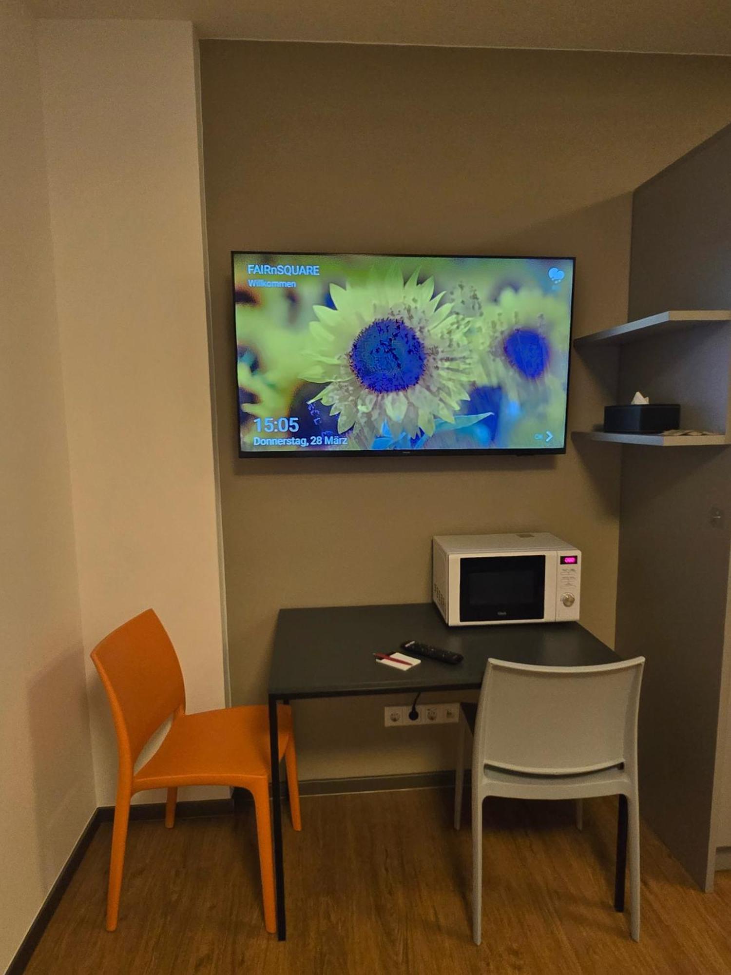 Fair N Square Hotel 24 Stunden Self-Check In Darmstadt Bagian luar foto